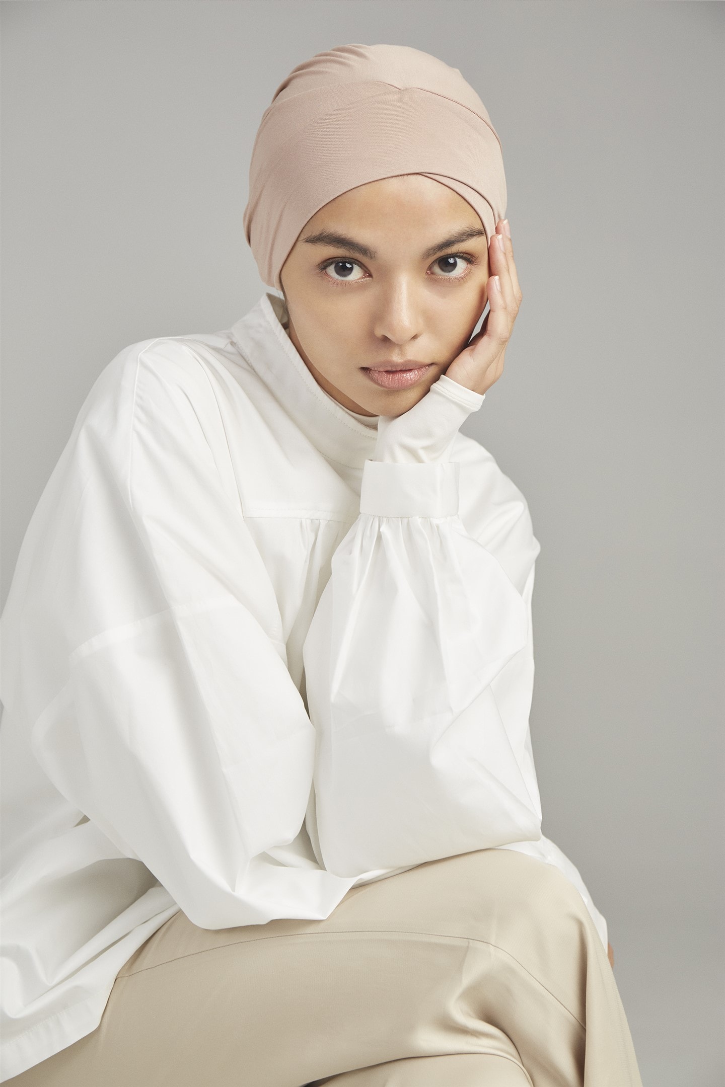 BASIRA CRISS-CROSS HALF UNDERSCARF - ETUDE 04