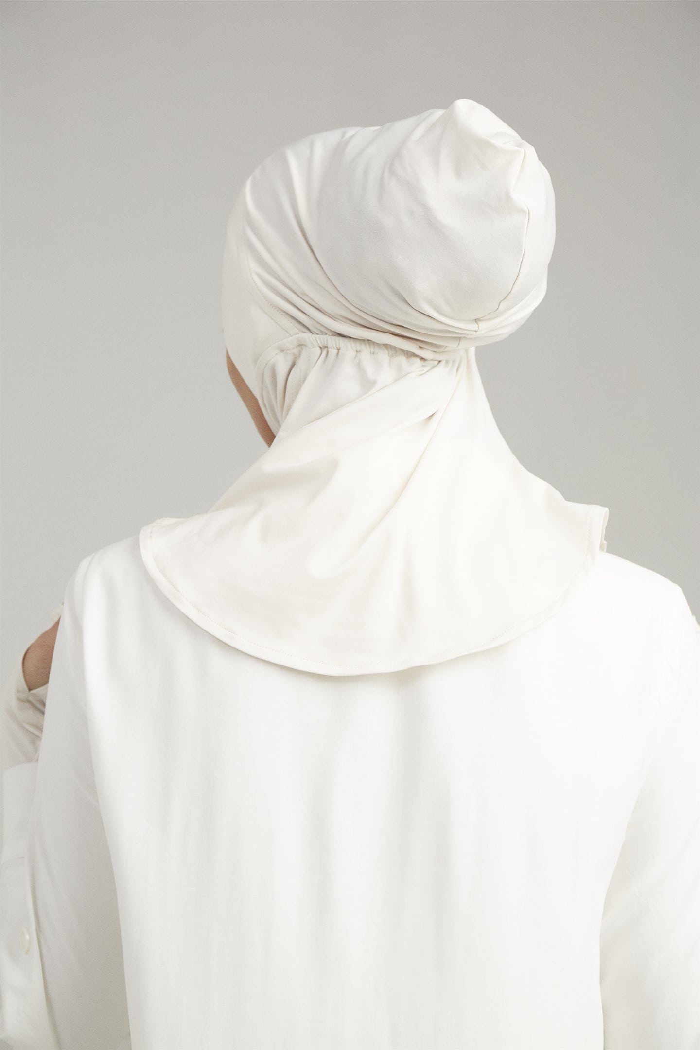 ISFAHAN CRISS-CROSS FULL LENGTH UNDERSCARF - CRYSTAL BLUSH 02