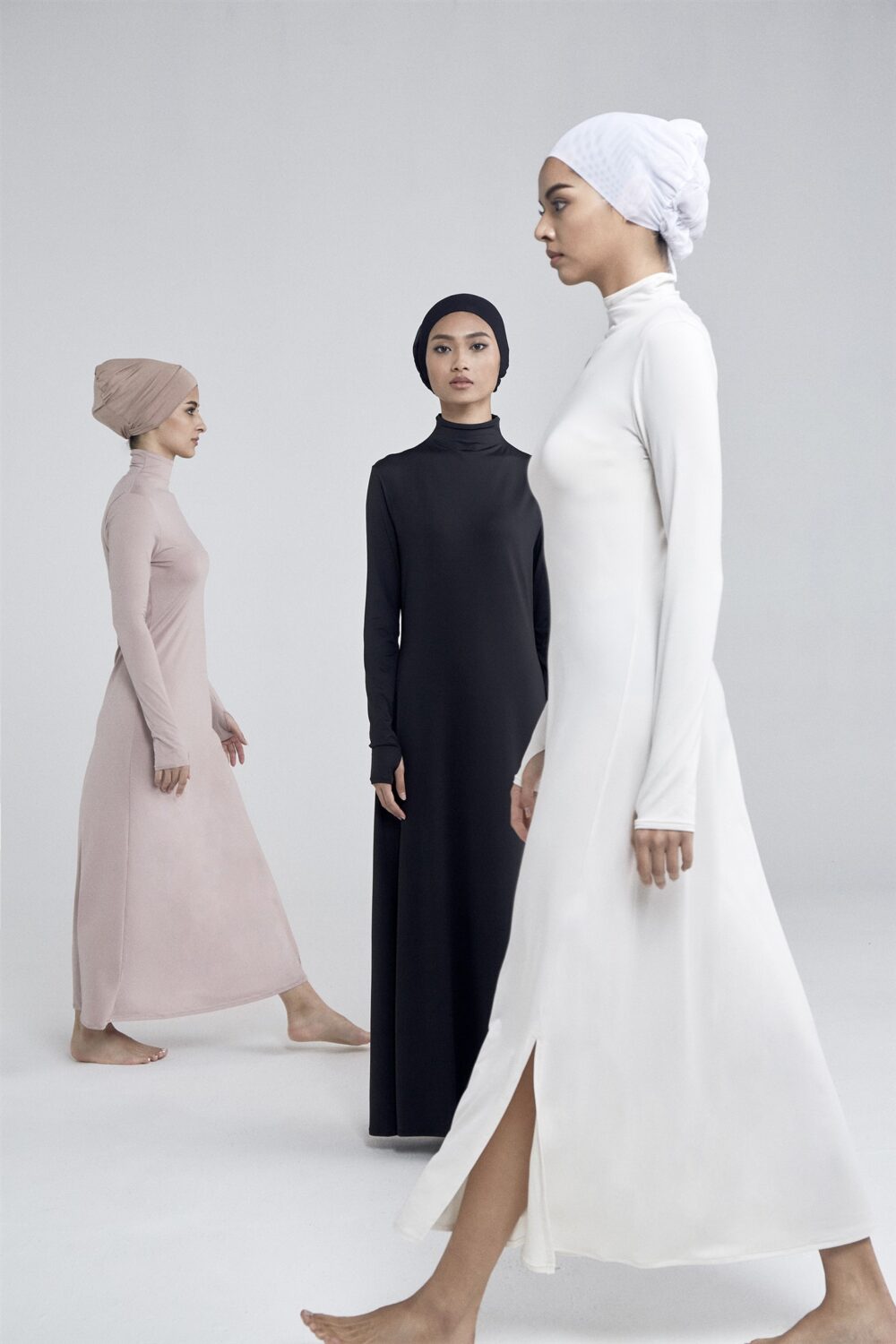 SOPHIA LONG-SLEEVED TURTLENECK DRESS 