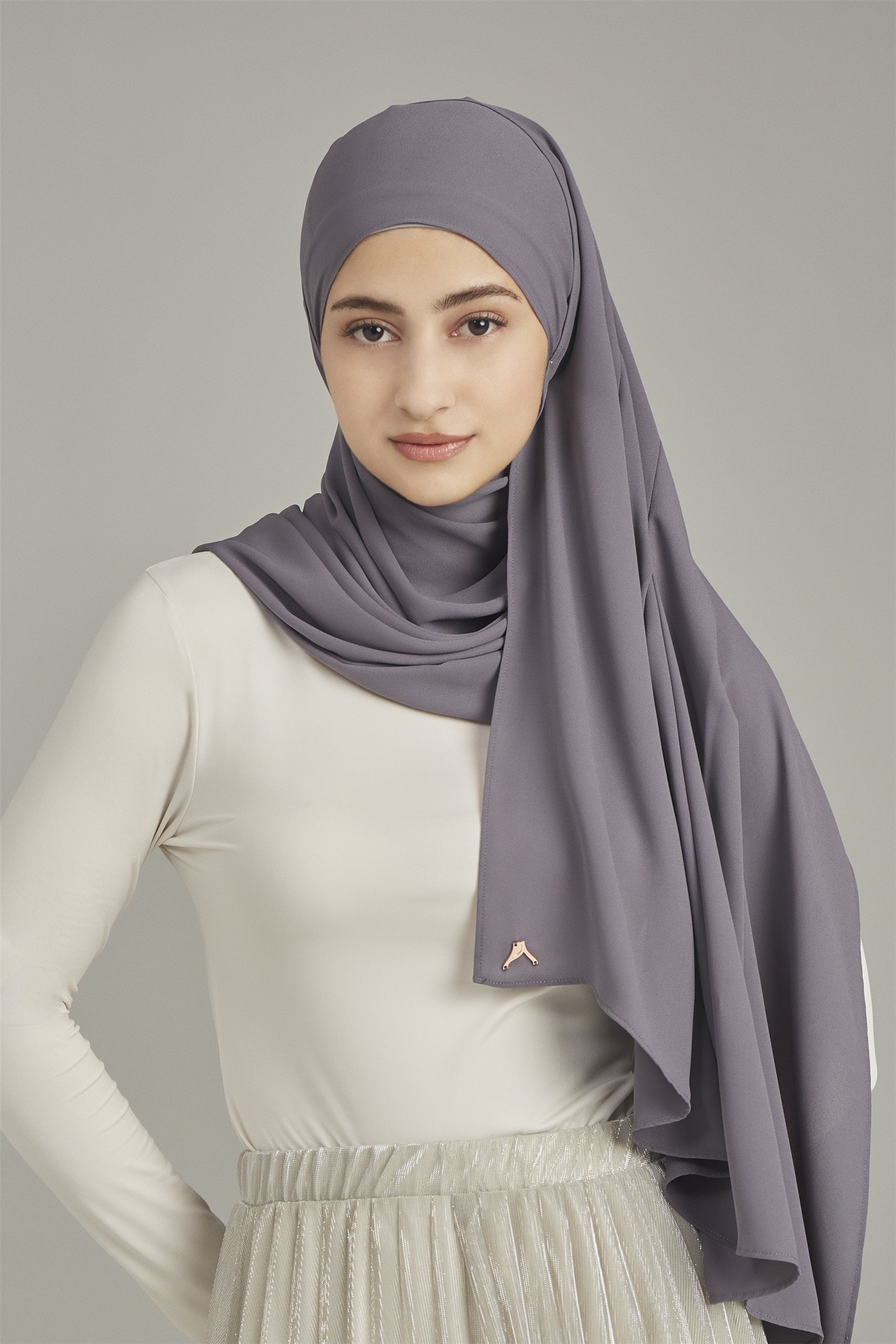 ORIKAMI BOX-PLEATED SCARF SLATE 1