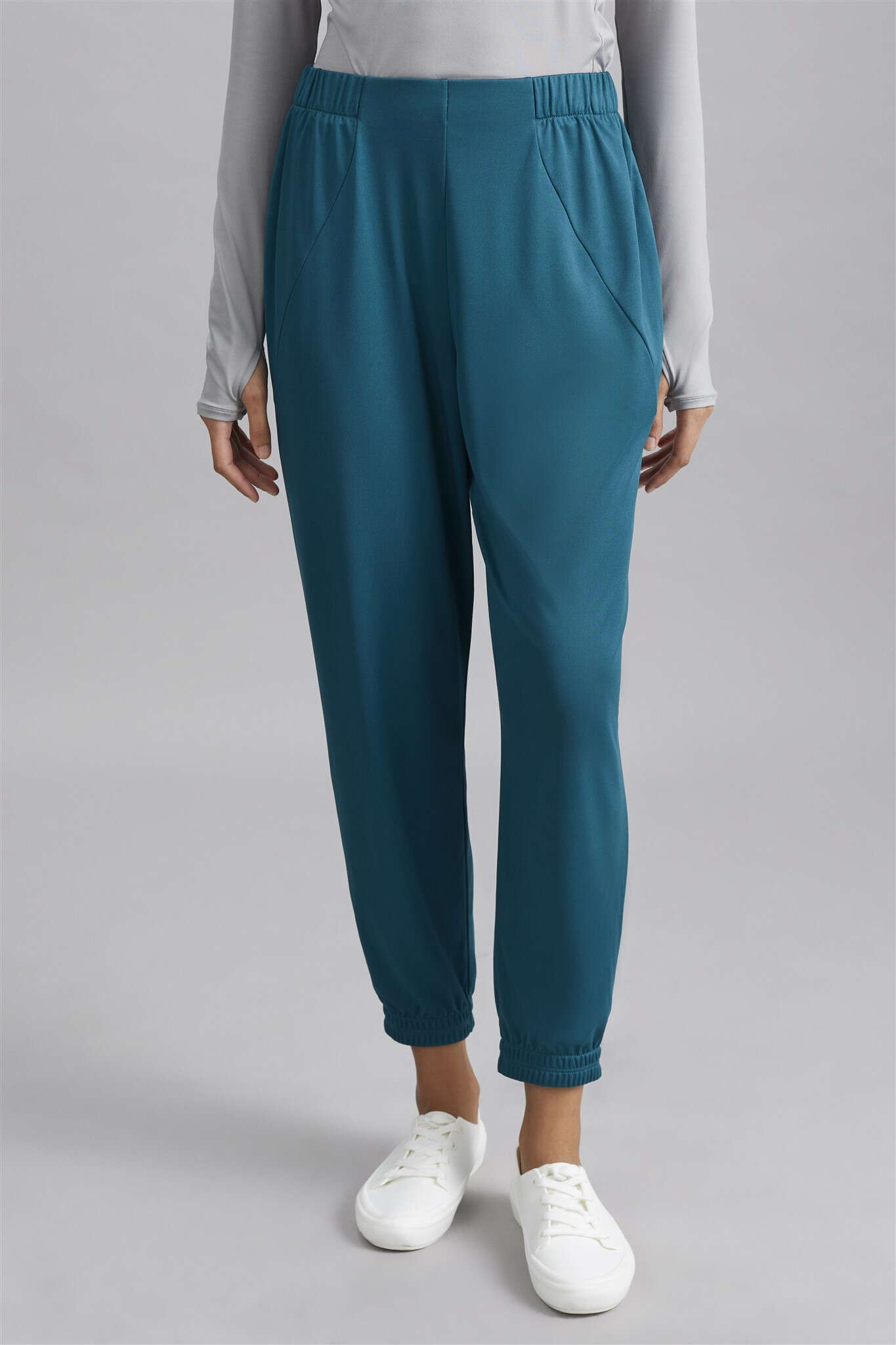 (4) FOREST GREEN